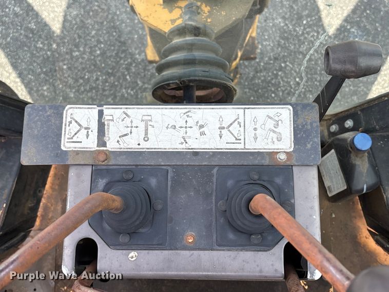 image for item EW1557 Ford 555D backhoe