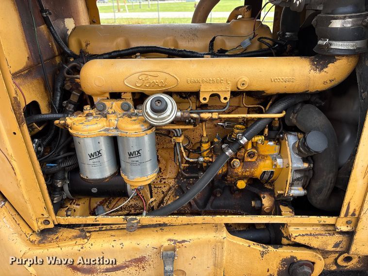 image for item EW1557 Ford 555D backhoe