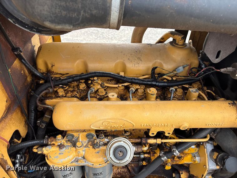 image for item EW1557 Ford 555D backhoe