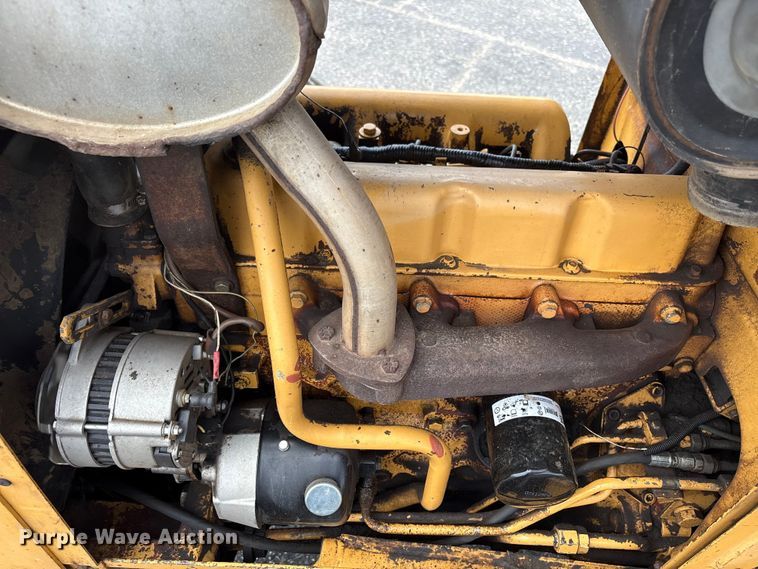 image for item EW1557 Ford 555D backhoe