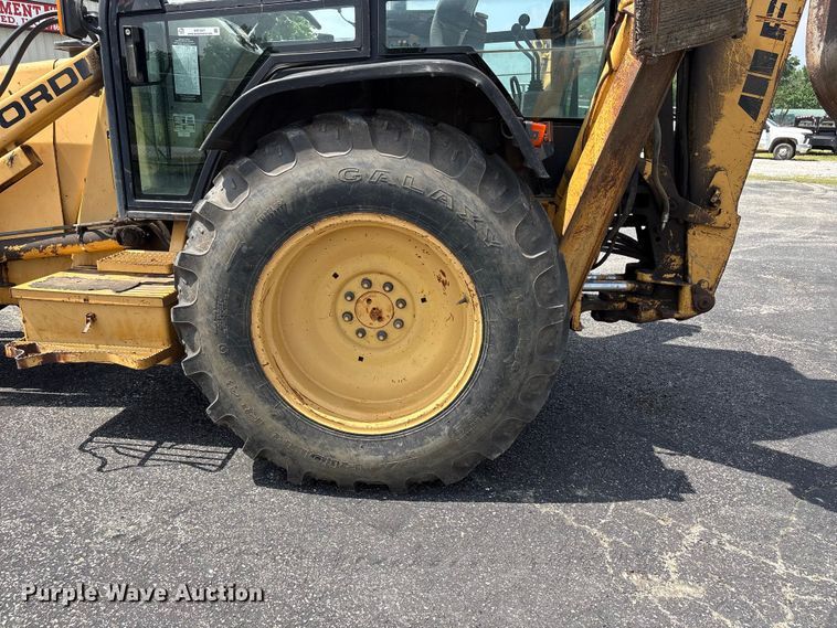 image for item EW1557 Ford 555D backhoe