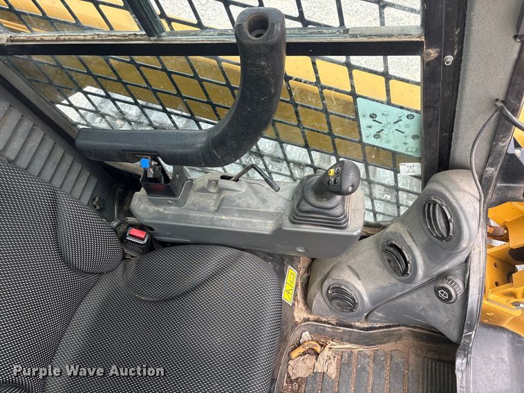image for item EW1559 2020 Caterpillar 299D3 XE tracked skid steer loader