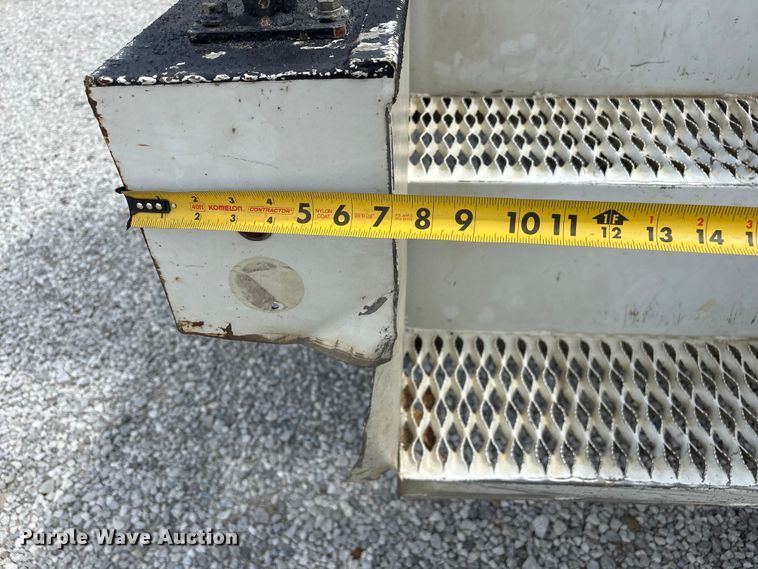 image for item EW1561 2019 Ford F550 Super Duty bucket truck
