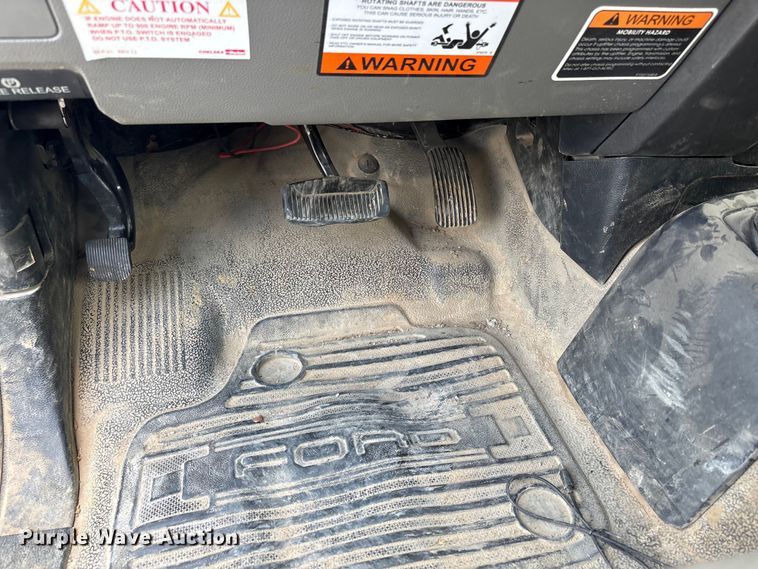 image for item EW1561 2019 Ford F550 Super Duty bucket truck