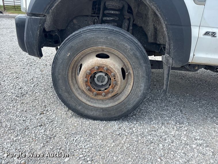 image for item EW1561 2019 Ford F550 Super Duty bucket truck