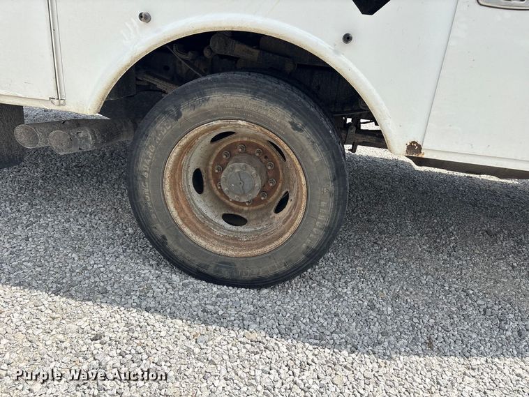 image for item EW1561 2019 Ford F550 Super Duty bucket truck
