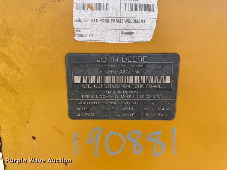 image for item EW1995 John Deere 444-624 wheel loader forks