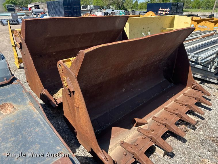 image for item EW1996 Cat (2) Crawler loader 4-in-1 buckets