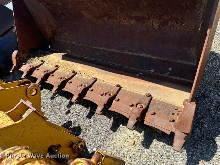 image for item EW1996 Cat (2) Crawler loader 4-in-1 buckets