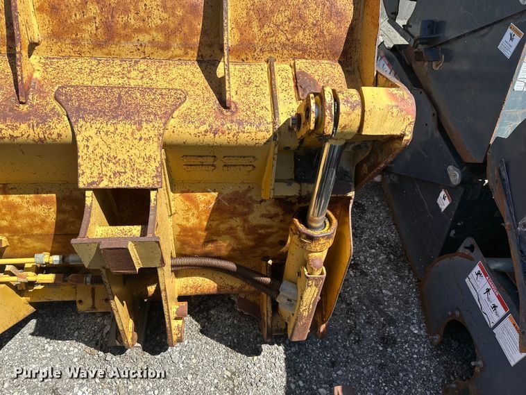 image for item EW1996 Cat (2) Crawler loader 4-in-1 buckets