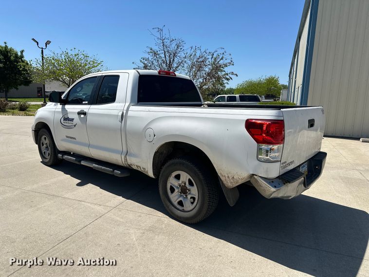 image for item EW1997 2011 Toyota Tundra Ext. Cab pickup truck