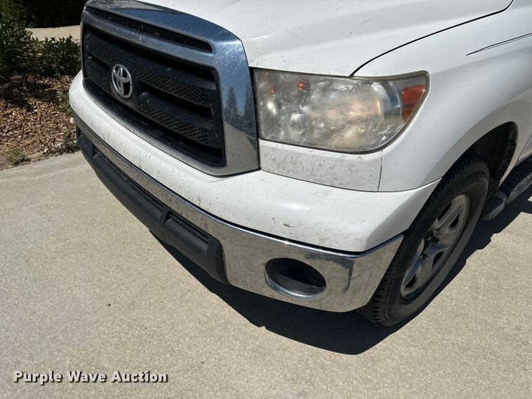 image for item EW1997 2011 Toyota Tundra Ext. Cab pickup truck