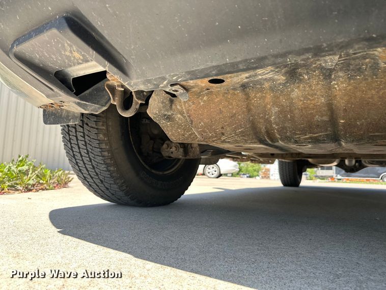 image for item EW1997 2011 Toyota Tundra Ext. Cab pickup truck