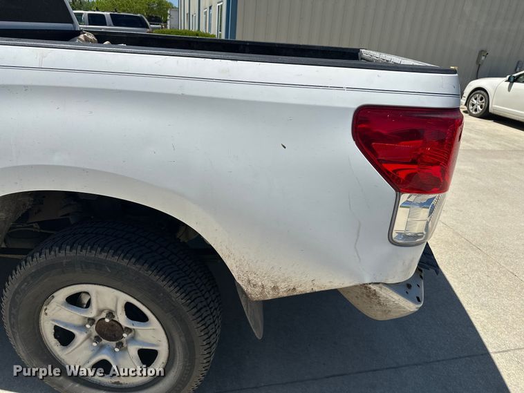 image for item EW1997 2011 Toyota Tundra Ext. Cab pickup truck