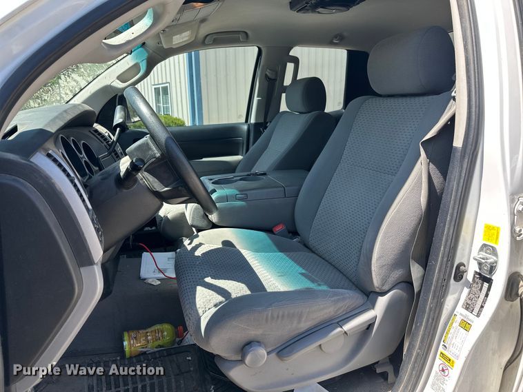 image for item EW1997 2011 Toyota Tundra Ext. Cab pickup truck