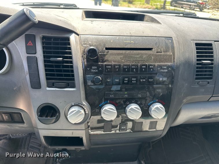 image for item EW1997 2011 Toyota Tundra Ext. Cab pickup truck
