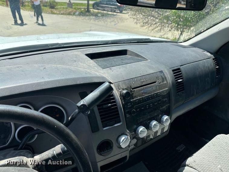 image for item EW1997 2011 Toyota Tundra Ext. Cab pickup truck
