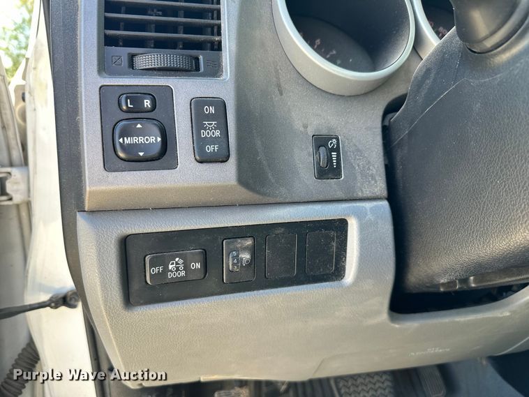 image for item EW1997 2011 Toyota Tundra Ext. Cab pickup truck