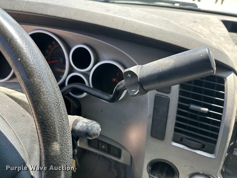image for item EW1997 2011 Toyota Tundra Ext. Cab pickup truck