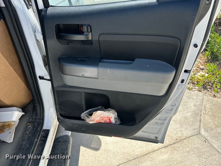 image for item EW1997 2011 Toyota Tundra Ext. Cab pickup truck