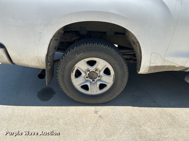 image for item EW1997 2011 Toyota Tundra Ext. Cab pickup truck