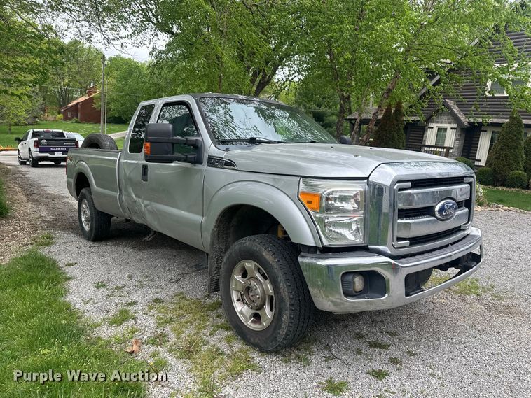 image for item EW2028 2012 Ford F250 Super Duty Ext. Cab pickup truck