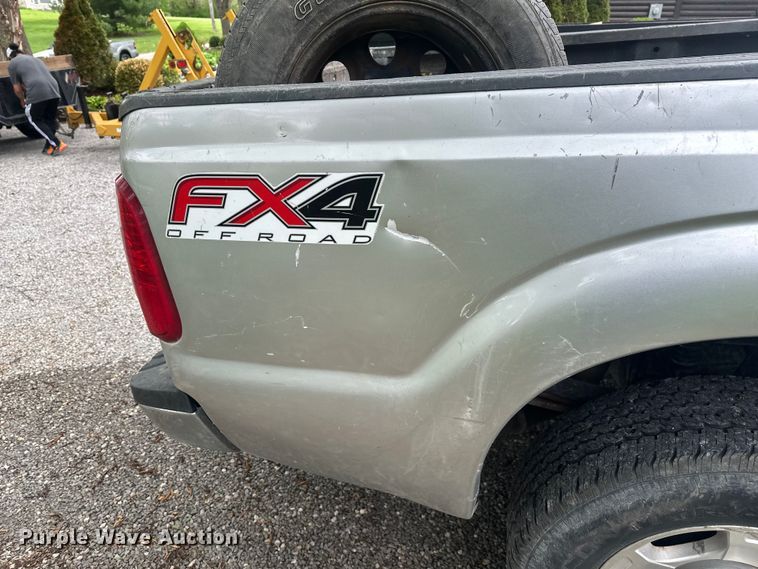 image for item EW2028 2012 Ford F250 Super Duty Ext. Cab pickup truck