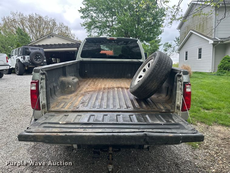 image for item EW2028 2012 Ford F250 Super Duty Ext. Cab pickup truck