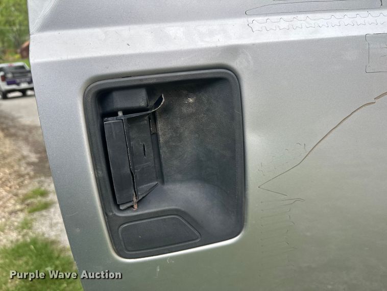 image for item EW2028 2012 Ford F250 Super Duty Ext. Cab pickup truck