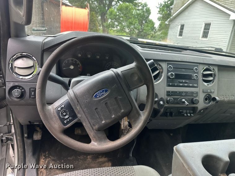 image for item EW2028 2012 Ford F250 Super Duty Ext. Cab pickup truck