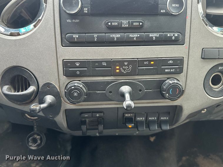 image for item EW2028 2012 Ford F250 Super Duty Ext. Cab pickup truck