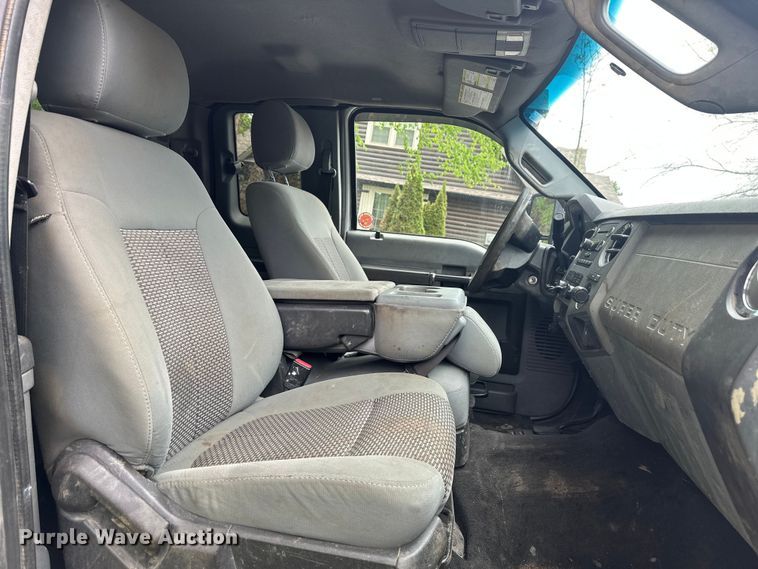 image for item EW2028 2012 Ford F250 Super Duty Ext. Cab pickup truck
