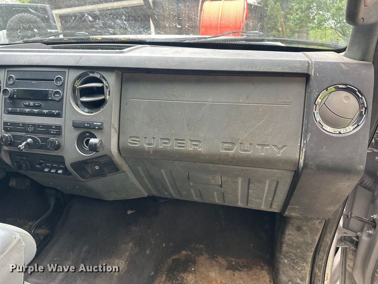 image for item EW2028 2012 Ford F250 Super Duty Ext. Cab pickup truck