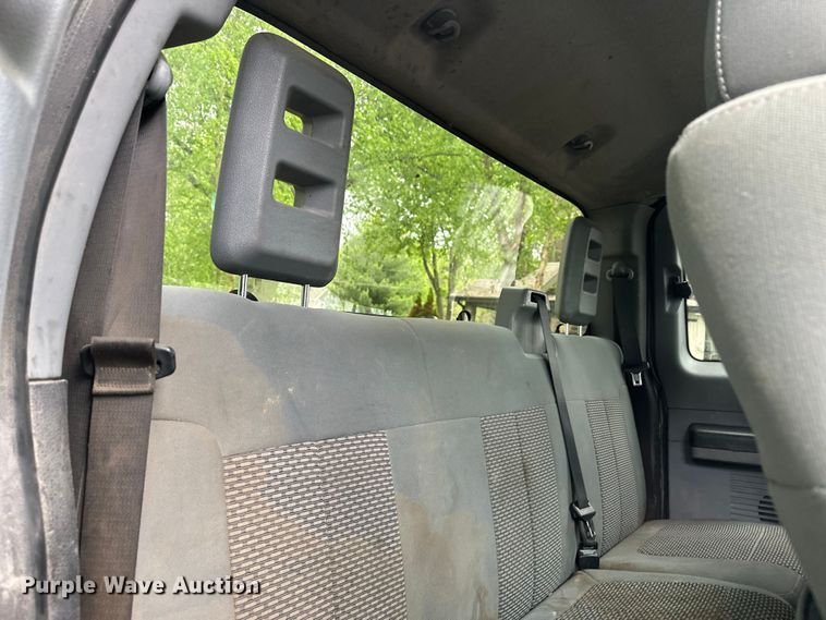 image for item EW2028 2012 Ford F250 Super Duty Ext. Cab pickup truck