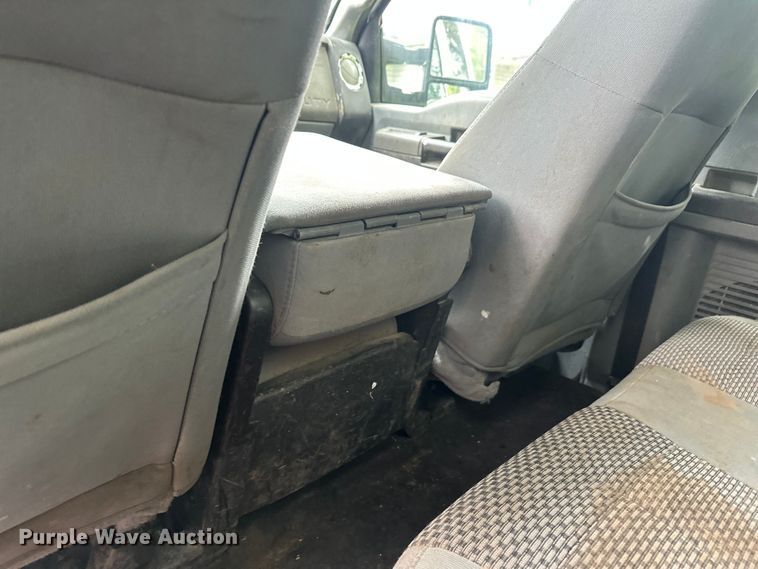 image for item EW2028 2012 Ford F250 Super Duty Ext. Cab pickup truck