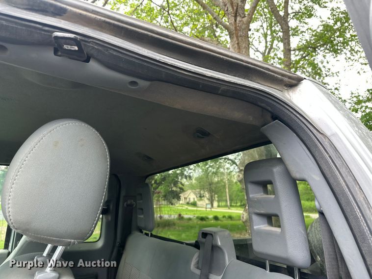 image for item EW2028 2012 Ford F250 Super Duty Ext. Cab pickup truck