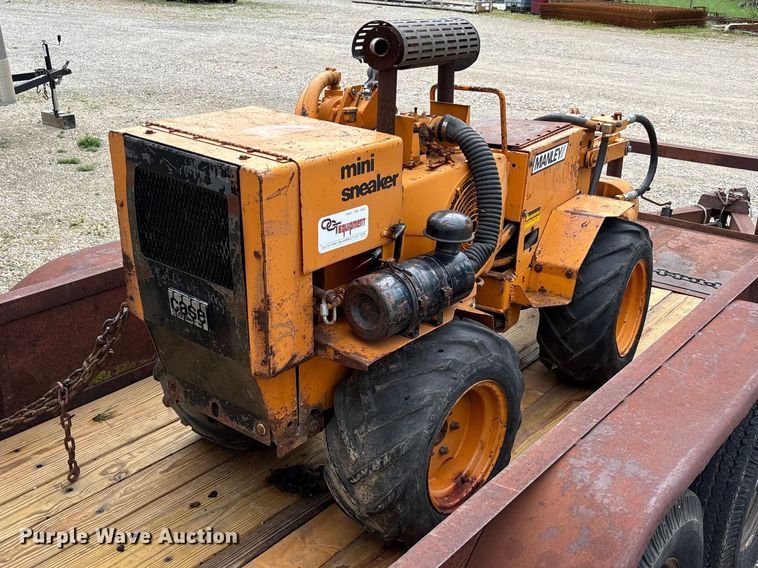 image for item FB3049 Case Mini-Sneaker cable plow