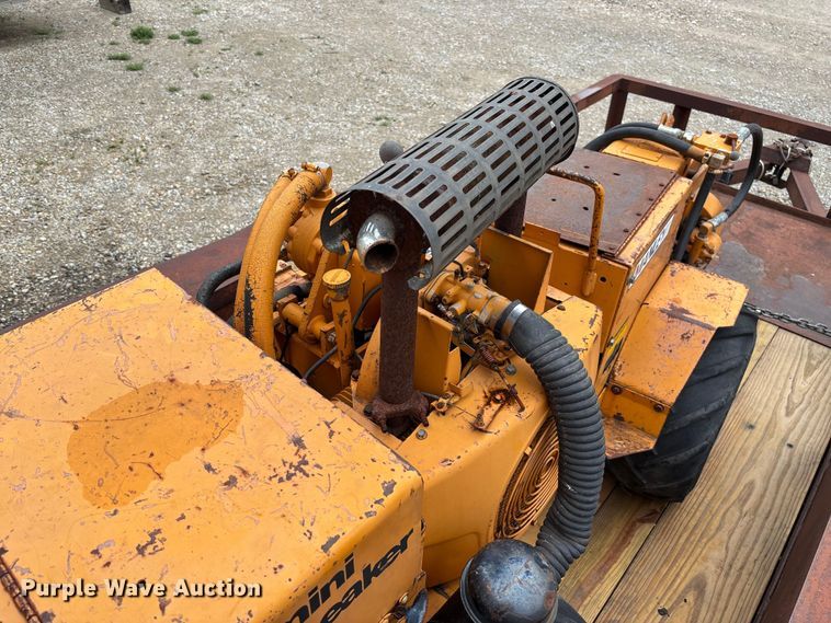 image for item FB3049 Case Mini-Sneaker cable plow