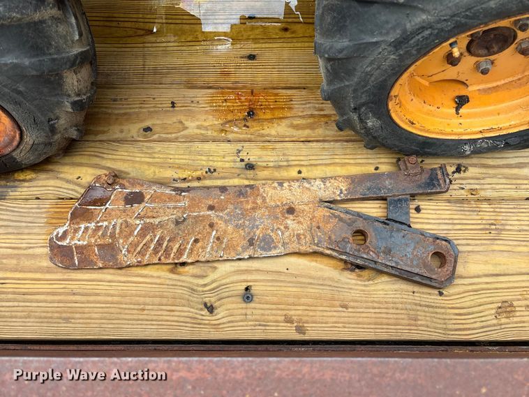 image for item FB3049 1980 Case Mini-Sneaker vibratory cable plow