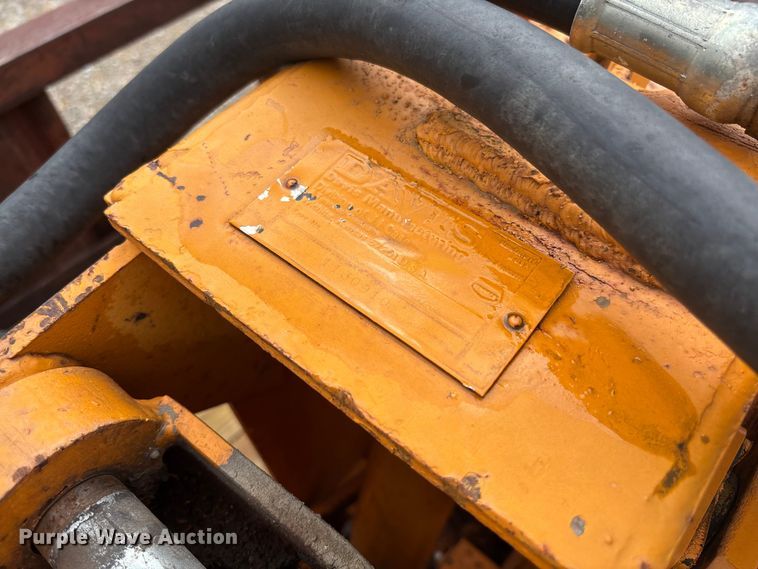 image for item FB3049 1980 Case Mini-Sneaker vibratory cable plow