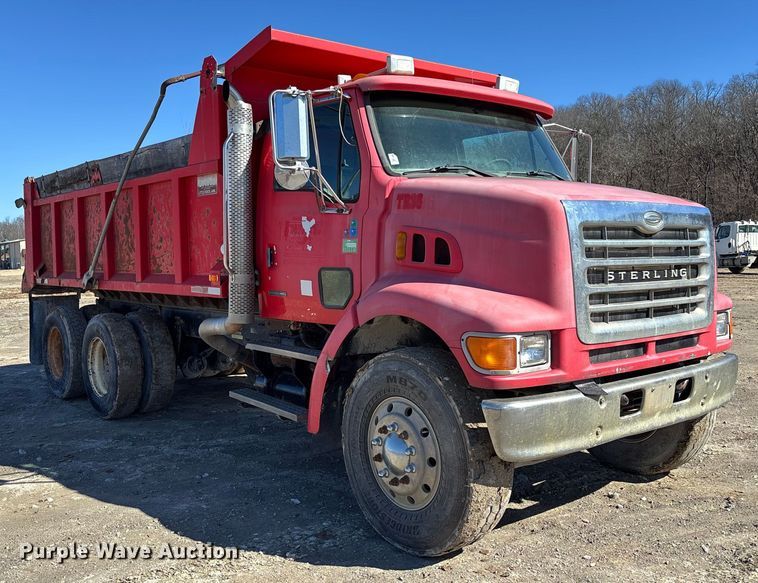 image for item FB3072 2005 Sterling L7500 dump truck