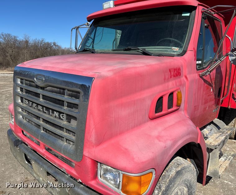 image for item FB3072 2005 Sterling L7500 dump truck