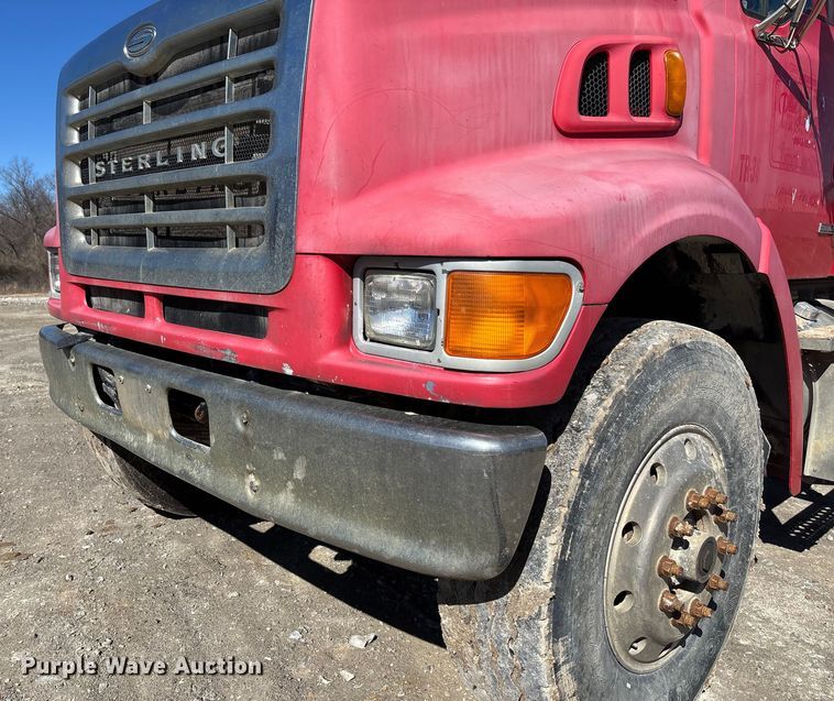 image for item FB3072 2005 Sterling L7500 dump truck