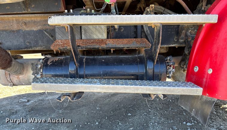 image for item FB3072 2005 Sterling L7500 dump truck