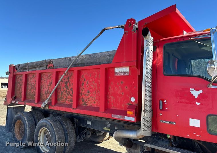 image for item FB3072 2005 Sterling L7500 dump truck