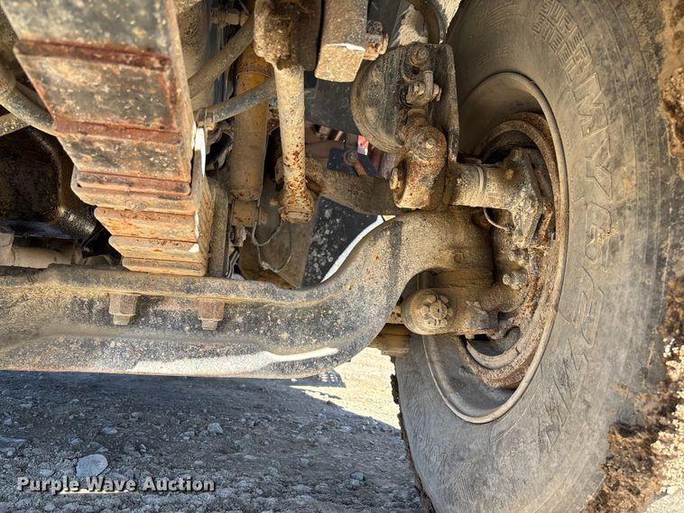image for item FB3072 2005 Sterling L7500 dump truck