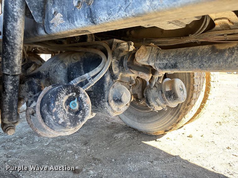 image for item FB3072 2005 Sterling L7500 dump truck
