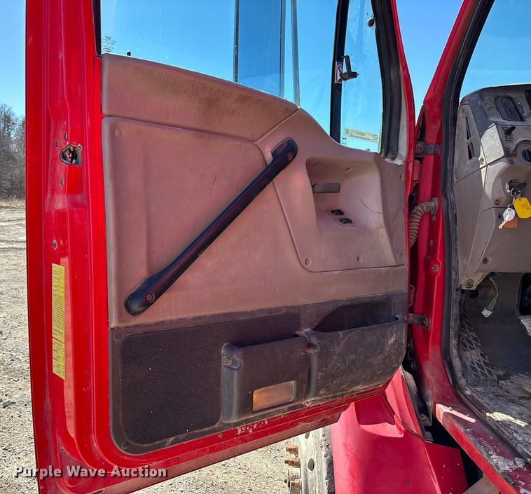 image for item FB3072 2005 Sterling L7500 dump truck