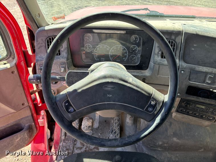 image for item FB3072 2005 Sterling L7500 dump truck