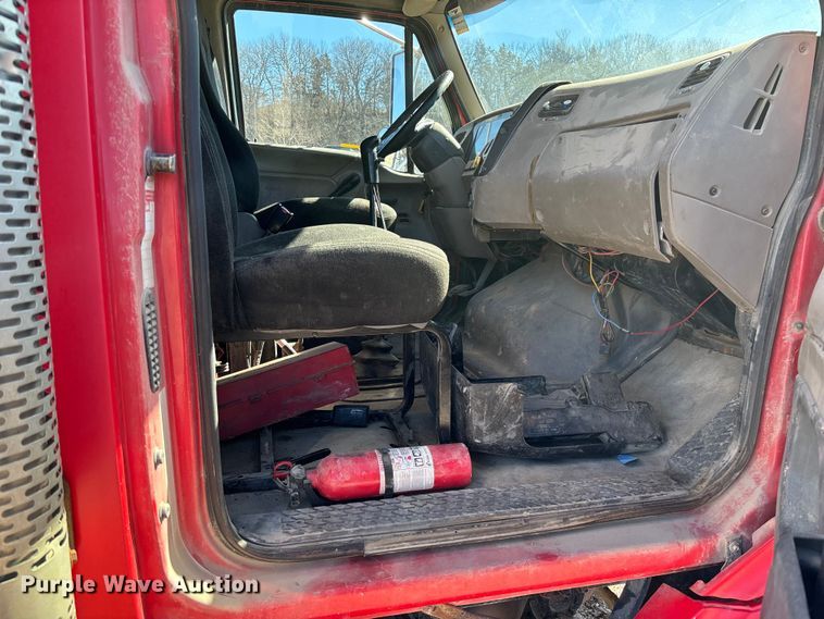 image for item FB3072 2005 Sterling L7500 dump truck